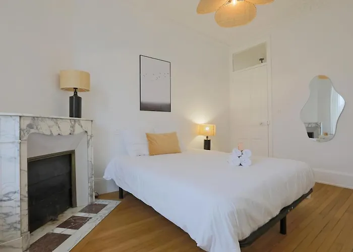 Le De Medreville - 6pers - 3ch - 2sdb * Nancy