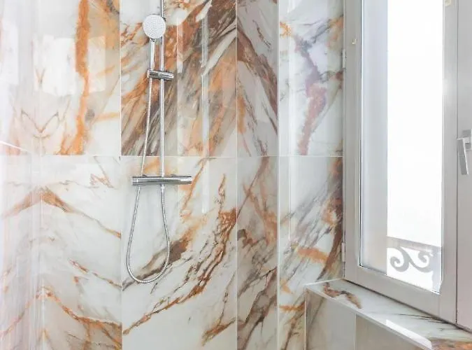 Le De Medreville - 6pers - 3ch - 2sdb Nancy